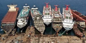 Hurda Gemilerden Ekonomiye 450 Milyon Dolarlık Katkı