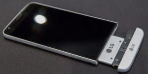 LG Akıllı Telefon Birimini Kapattığını Duyurdu