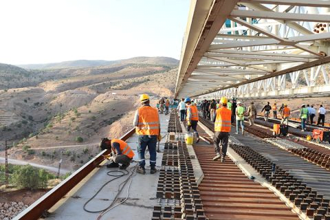 Siirt-Şırnak Arası, Zarova Köprüsü ile Daha... Siirt-Şırnak Arası, Zarova Köprüsü ile Daha...