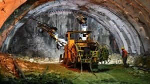 İzmir’in En Uzun Tünelinin Yapımına Başlanacak