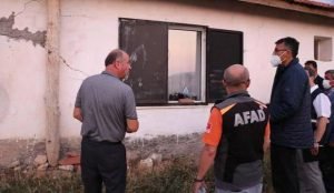 Kütahya’daki depremde 15 ev ağır hasar gördü