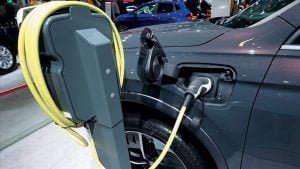 Dünya genelinde satılan binek araçların yarısının 2032’ye kadar elektrikli olması bekleniyor