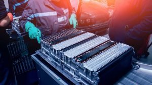 Koç, batarya üretimi için hazırlık yapıyor