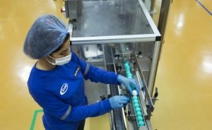 Tuzla fabrikasında temiz elektrik kullanan Evyap’a sertifika