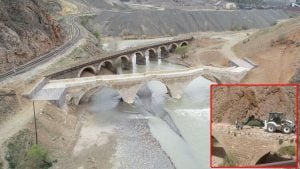 Kepçeli müdahaleden kurtarılan 800 yıllık köprünün restorasyonu tamamlandı