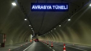 Avrasya Tüneli’nden 1 Mayıs’tan itibaren motosikletler de geçebilecek
