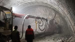 Alacabel Tüneli’nde çalışmalar devam ediyor