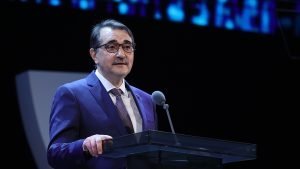 Bakan Dönmez: Dördüncü sondaj gemimiz 19 Mayıs’ta Türkiye’de olacak