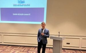 Erden: Türkiye rüzgâr sanayii cirosunun yüzde 85’i İzmir’de