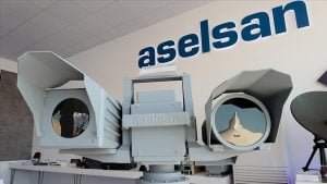 Türk donanması ‘milli gözlerle’ görüyor